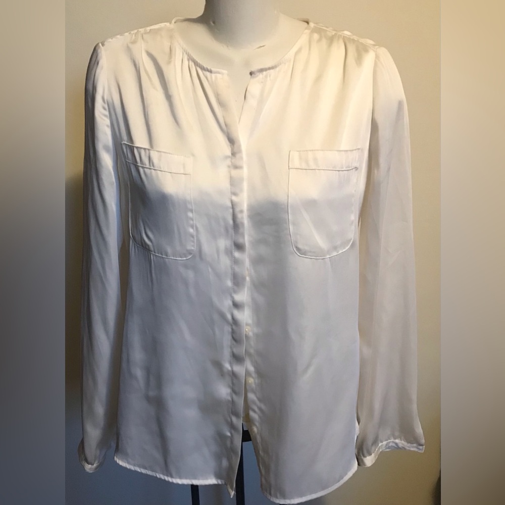 Liz Claiborne Satiny Dressy Blouse - Size Medium